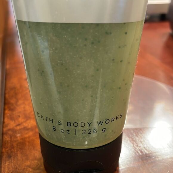 NWT Bath and Body Works Coco Shea cucumber gentle smoothing body scrub. - Picture 3 of 9